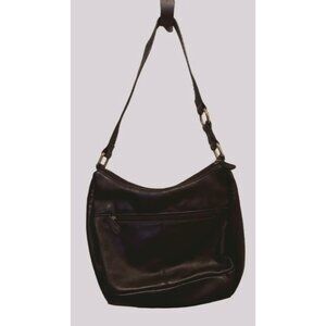 Laura Lansdale Black Shoulder Purse Zipper closure on purse and pockets